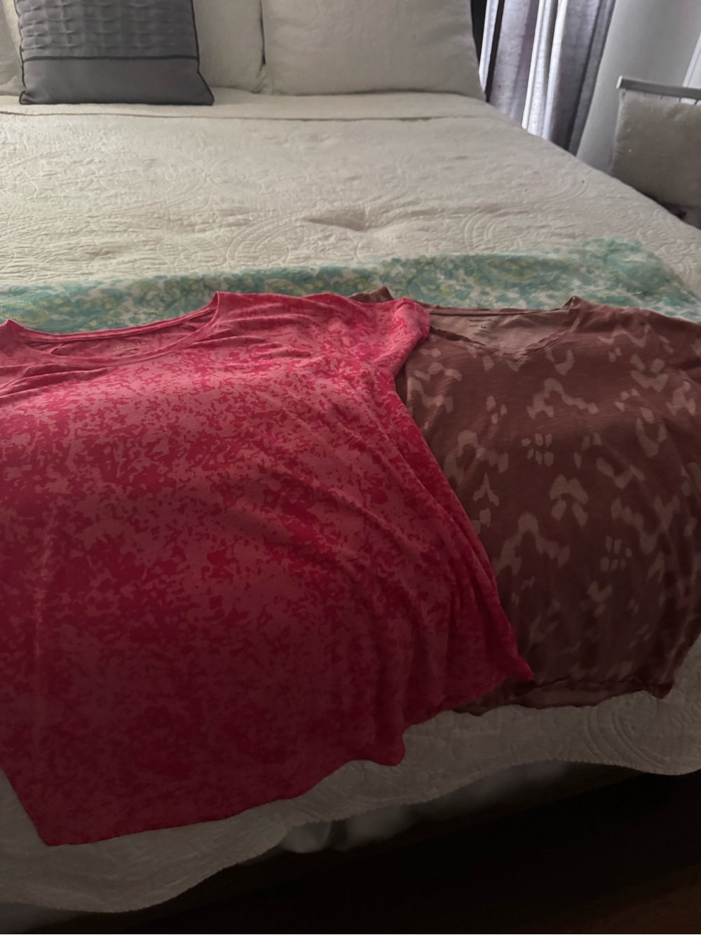 Soft Cotton-Blend Bedding Topper Set in Pink and Brown